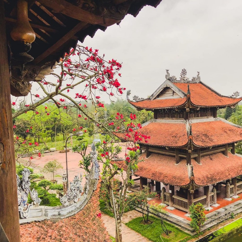 NGÓI HÀI VẺ ĐẸP VƯỢT THỜI GIAN: KHI NÉT CỔ ĐIỂN HÒA QUYỆN CÙNG HIỆN ĐẠI