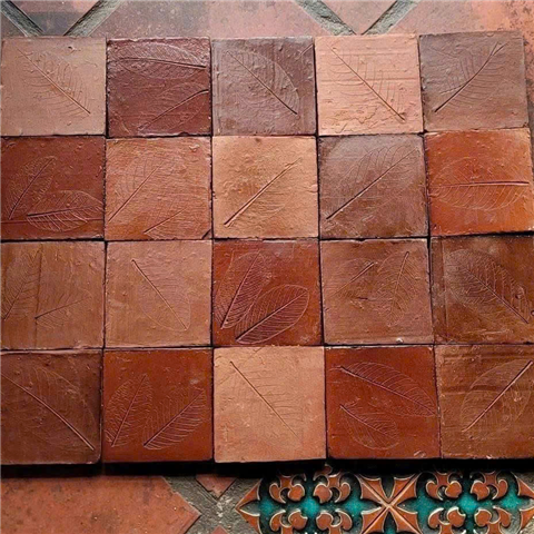 Gạch cổ đất sét nung thủ công -  thách thức thời gian